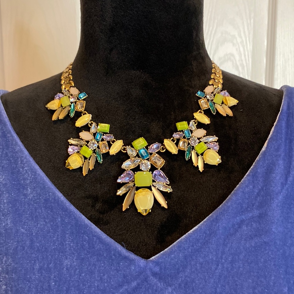 Stella & Dot Statement Necklace